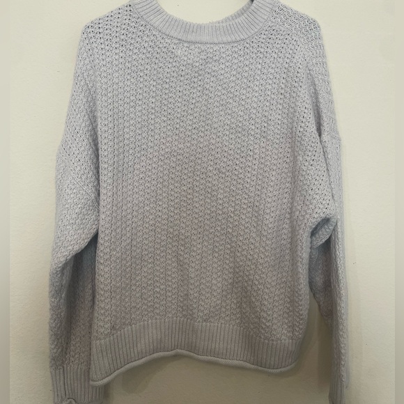 Universal Thread Sweaters - Universal Thread Light Gray Knit Sweater